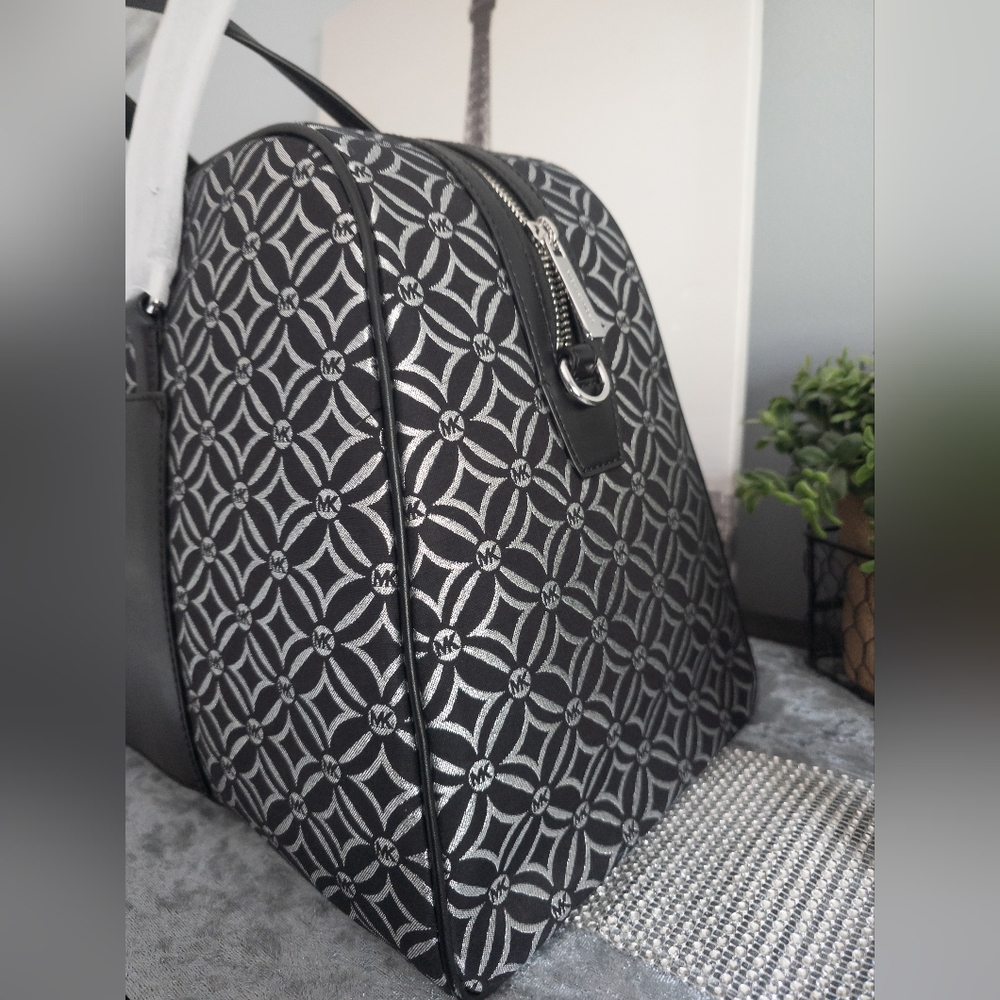 Michael Kors-NWT-Jet Set Travel Extra-Large Metallic Logo Jacquard Weekender Bag - Picture 8 of 16